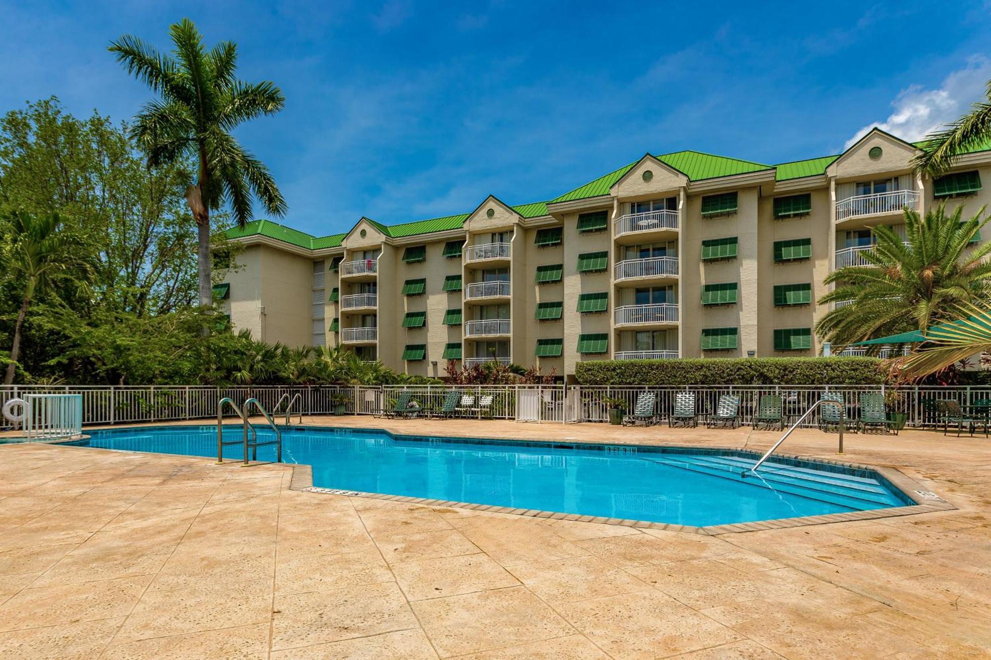 Sunrise Suites Big Kahuna Suite #202 Ки-Уэст Номер фото