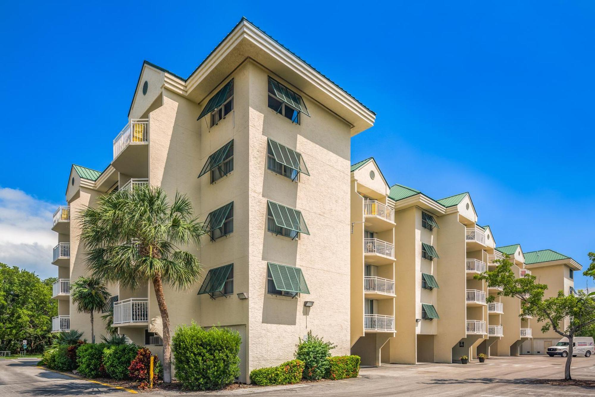 Sunrise Suites Big Kahuna Suite #202 Ки-Уэст Номер фото